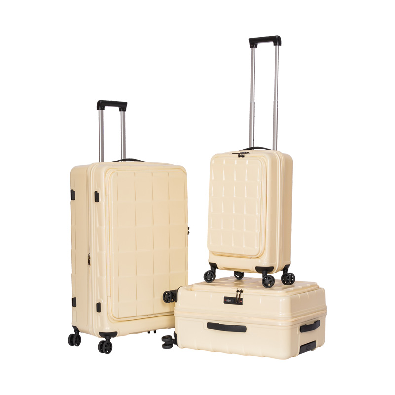 Lightweight Expandable Suitcase Set